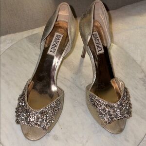 Badgley Mischka Antique Gold Heels embellished crystal peep toes Size: 7.5